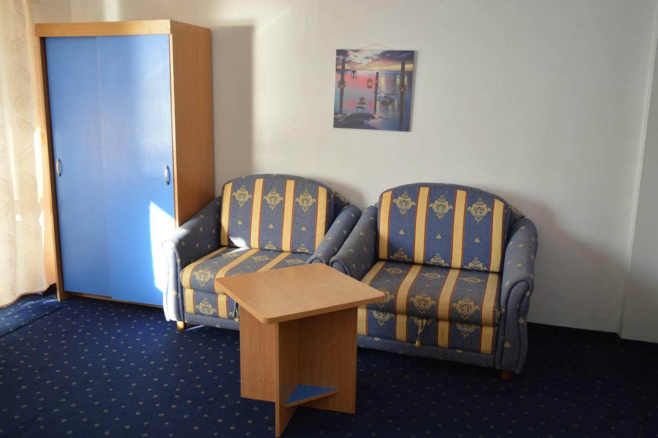 Hotel Saint George - Old Nessebar Extérieur photo